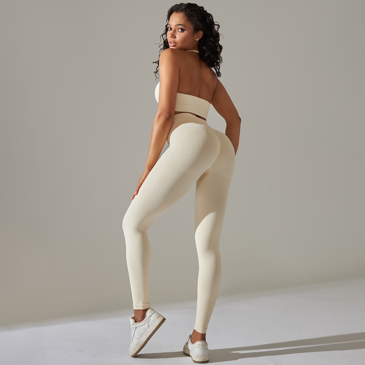 Everful Completo Yoga Senza Cuciture a Costine Donna Vita Alta Controllo Pancia Reggiseno Sportivo Leggings Pantaloncini