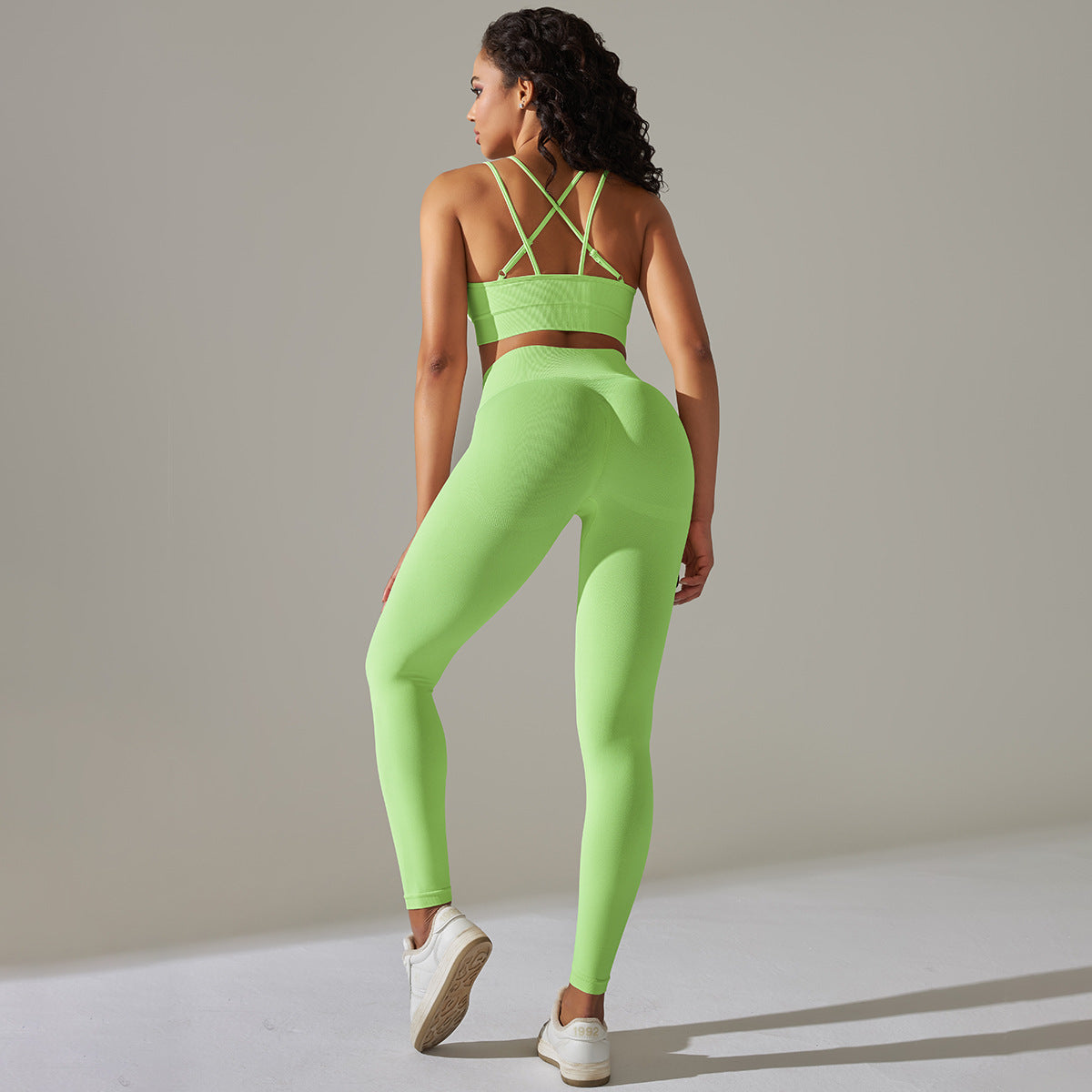Everful Completo Yoga Senza Cuciture a Costine Donna Vita Alta Controllo Pancia Reggiseno Sportivo Leggings Pantaloncini