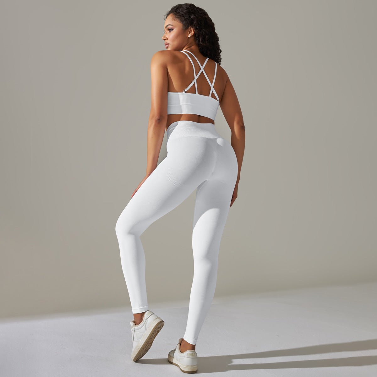 Everful Completo Yoga Senza Cuciture a Costine Donna Vita Alta Controllo Pancia Reggiseno Sportivo Leggings Pantaloncini