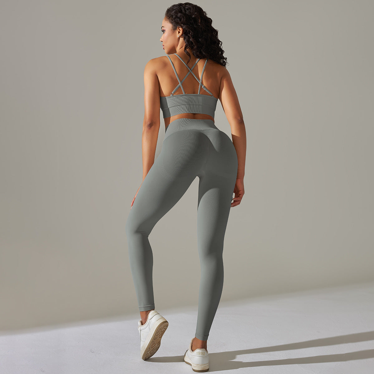 Everful Completo Yoga Senza Cuciture a Costine Donna Vita Alta Controllo Pancia Reggiseno Sportivo Leggings Pantaloncini